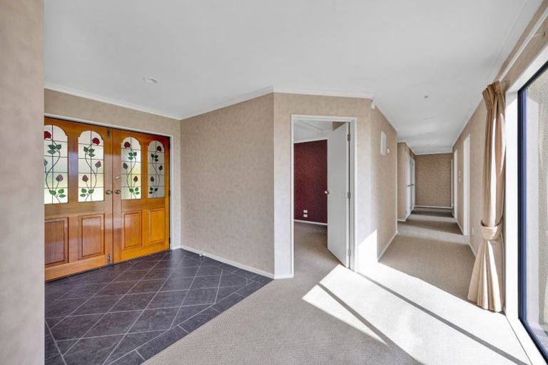 Photo of property in 311 Croydon Road, Midhirst, Stratford, 4394