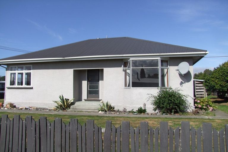 Photo of property in 9 Ossian Street, Milton, 9220