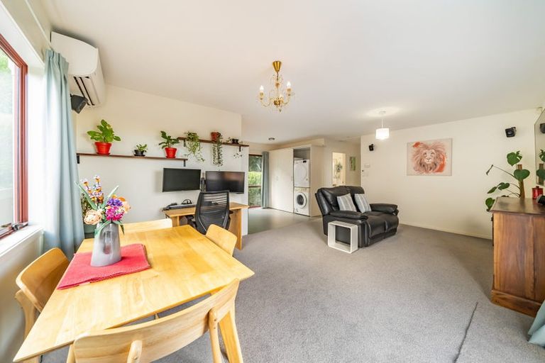 Photo of property in 26 Omapere Street, Waitangirua, Porirua, 5024
