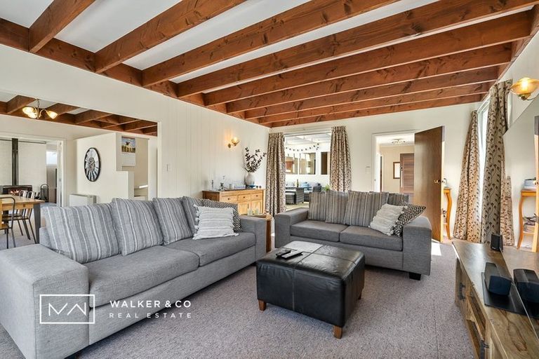 Photo of property in 40c Gloucester Street, Silverstream, Upper Hutt, 5019