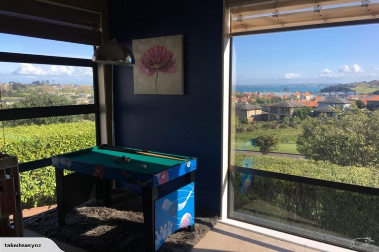 Photo of property in 147 Alec Craig Way, Gulf Harbour, Whangaparaoa, 0930