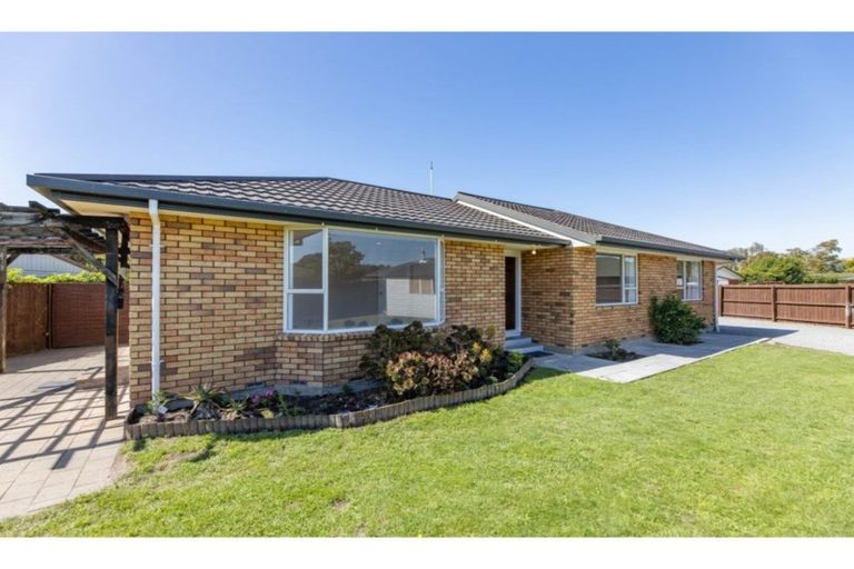 Photo of property in 3 Barcelona Place, Bromley, Christchurch, 8062