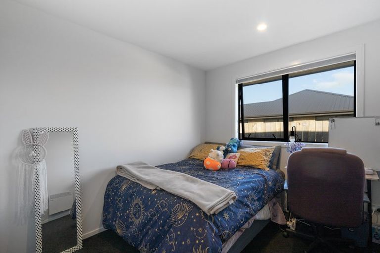 Photo of property in 30 Scully Place, Strathern, 9812