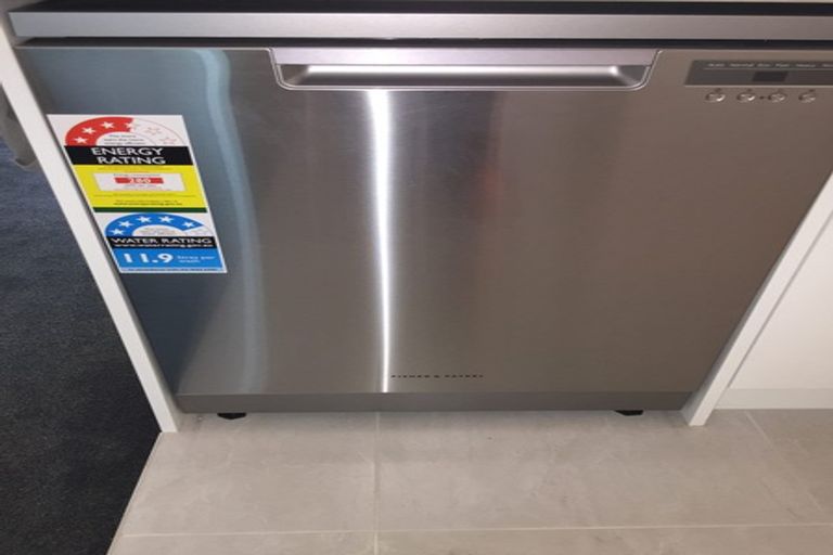 Photo of property in 5a Breakwater Way, Whitby, Porirua, 5024