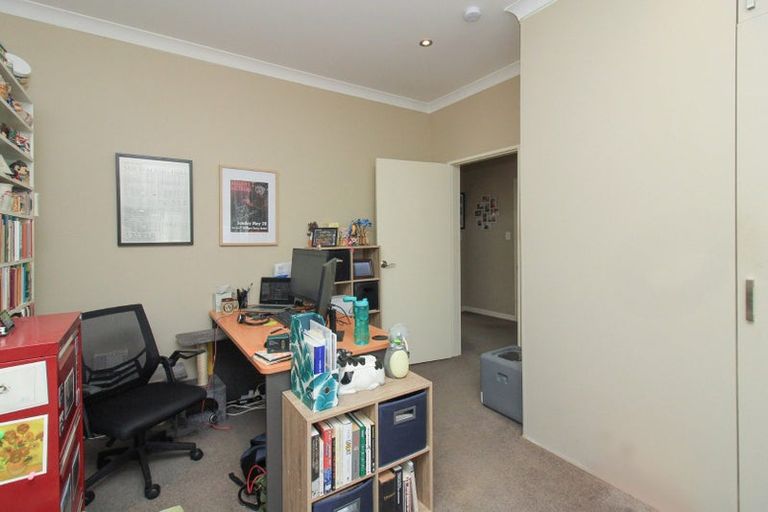 Photo of property in 37 Connolly Street, Boulcott, Lower Hutt, 5010