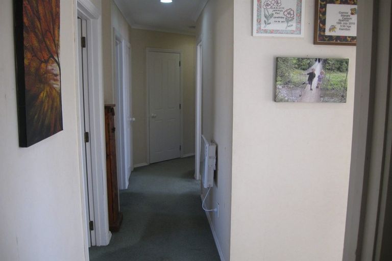 Photo of property in 8a Bowen Street, Cambridge, 3434