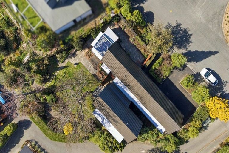 Photo of property in 18 Bengal Drive, Cashmere, Christchurch, 8022