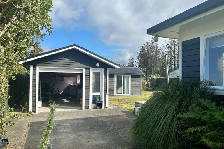 Photo of property in 36 Shoemaker Road, Waipu, 0510