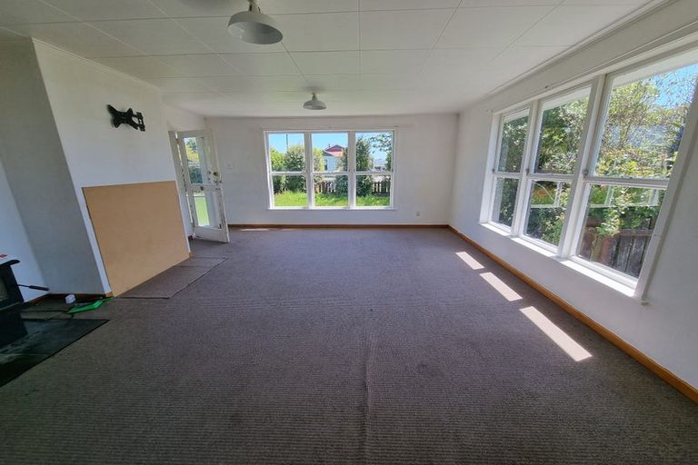 Photo of property in 14 Clifden Highway, Tuatapere, 9620