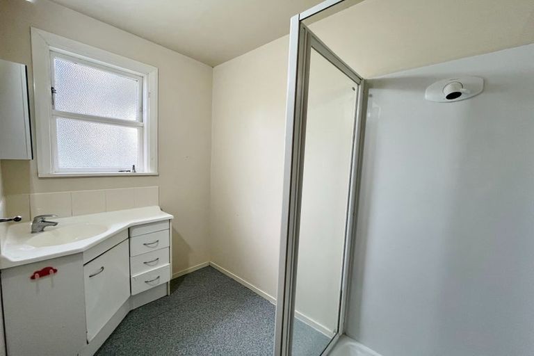 Photo of property in 345 Riccarton Road, Upper Riccarton, Christchurch, 8041