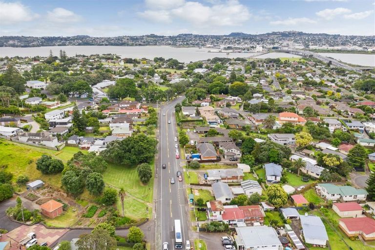 Photo of property in 1/93 Coronation Road, Mangere Bridge, Auckland, 2022