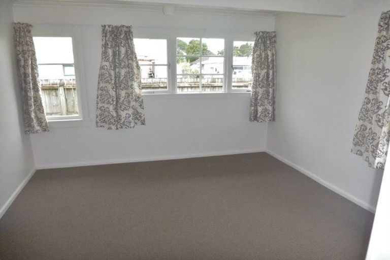Photo of property in 6 Tennessee Avenue, Mangere East, Auckland, 2024