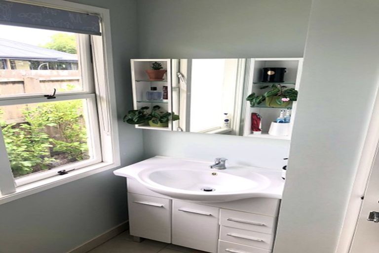 Photo of property in 93a Saint James Avenue, Papanui, Christchurch, 8053