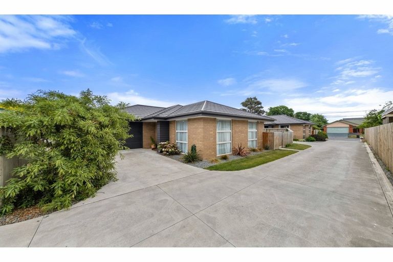 Photo of property in 2/8 Ensors Road, Opawa, Christchurch, 8023