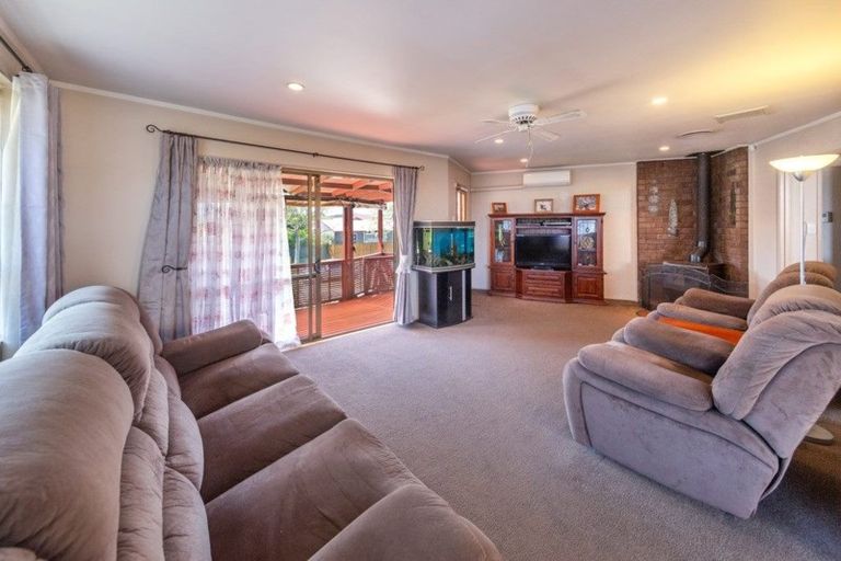 Photo of property in 36 Barnhill Crescent, Pahurehure, Papakura, 2113