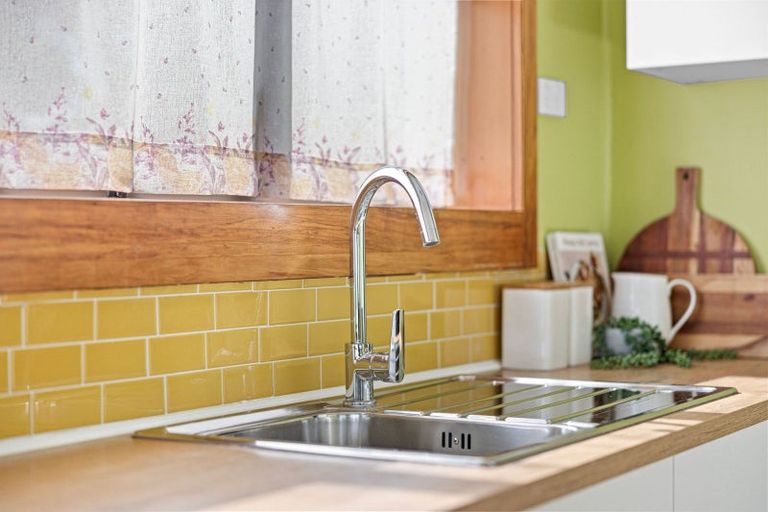 Photo of property in 8 Harper Street, Gonville, Whanganui, 4501