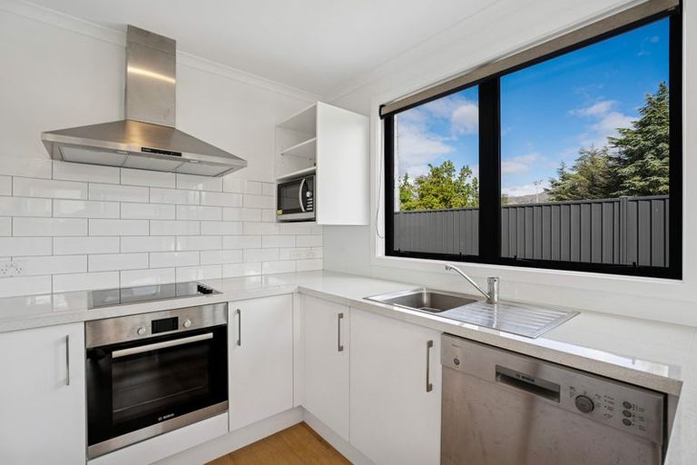 Photo of property in 2 Wicklow Street, Cromwell, 9310