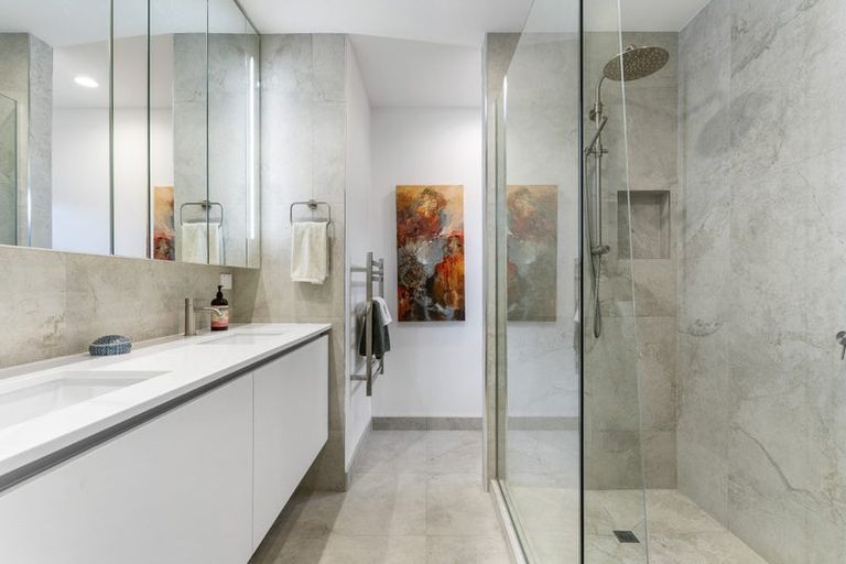 Photo of property in 130 Bramley Drive, Farm Cove, Auckland, 2012