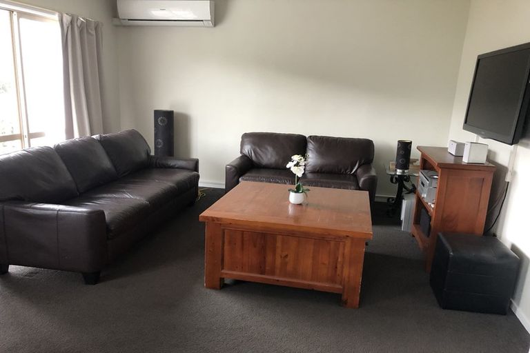 Photo of property in 358b Karori Road, Karori, Wellington, 6012