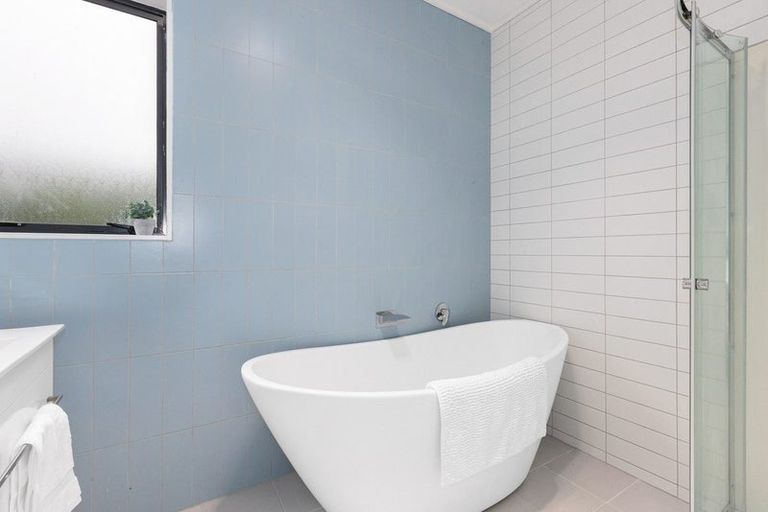 Photo of property in 53 Cluny Road, Plimmerton, Porirua, 5026