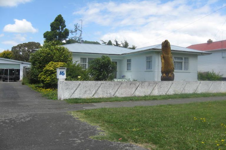 Photo of property in 16 Hylton Street, Aramoho, Whanganui, 4500