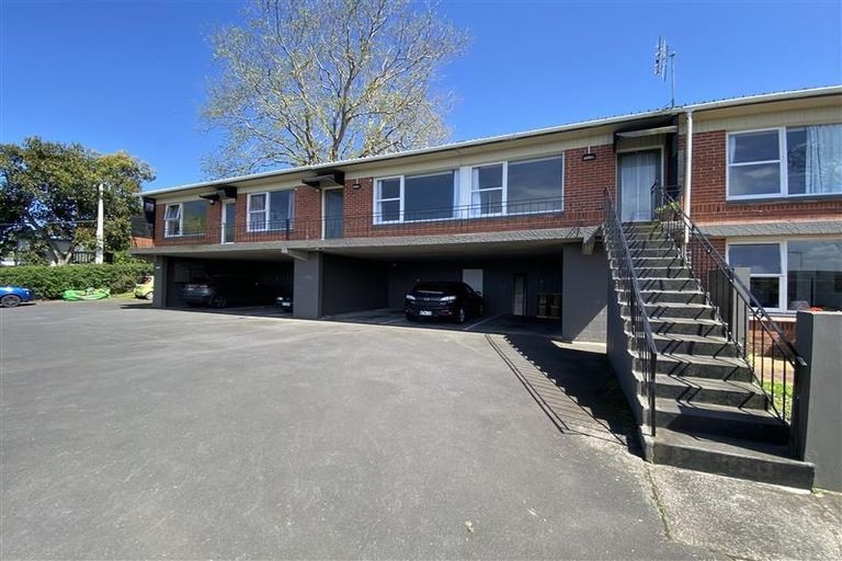 Photo of property in 4/63e Owairaka Avenue, Mount Albert, Auckland, 1025