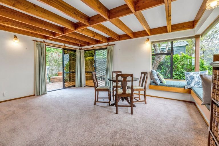 Photo of property in 47 Pohutukawa Avenue, Shelly Park, Auckland, 2014