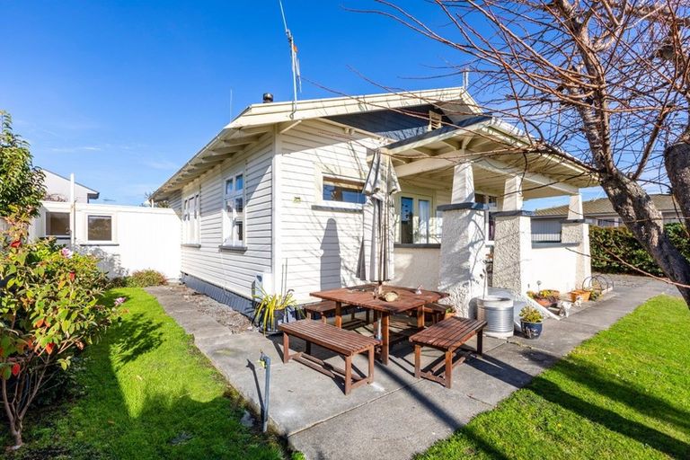 Photo of property in 33 Bowling Road, Greenmeadows, Napier, 4112