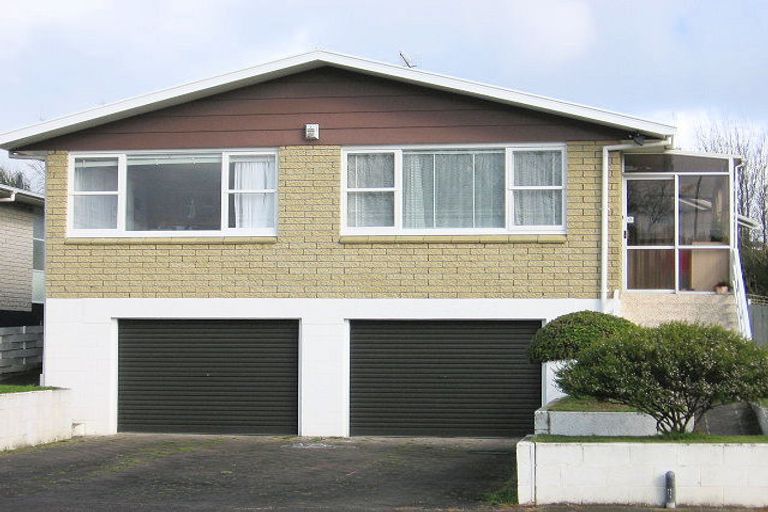 Photo of property in 33 Epsom Road, Hokowhitu, Palmerston North, 4410