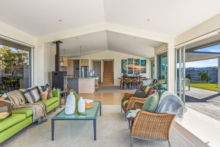 Photo of property in 273 Takatu Road, Tawharanui Peninsula, Warkworth, 0986