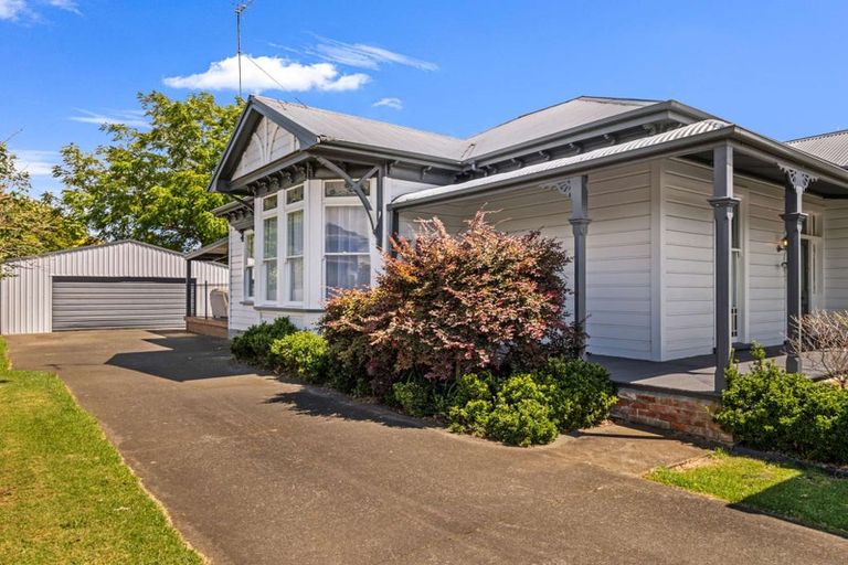 Photo of property in 11 Hurworth Place, College Estate, Whanganui, 4500
