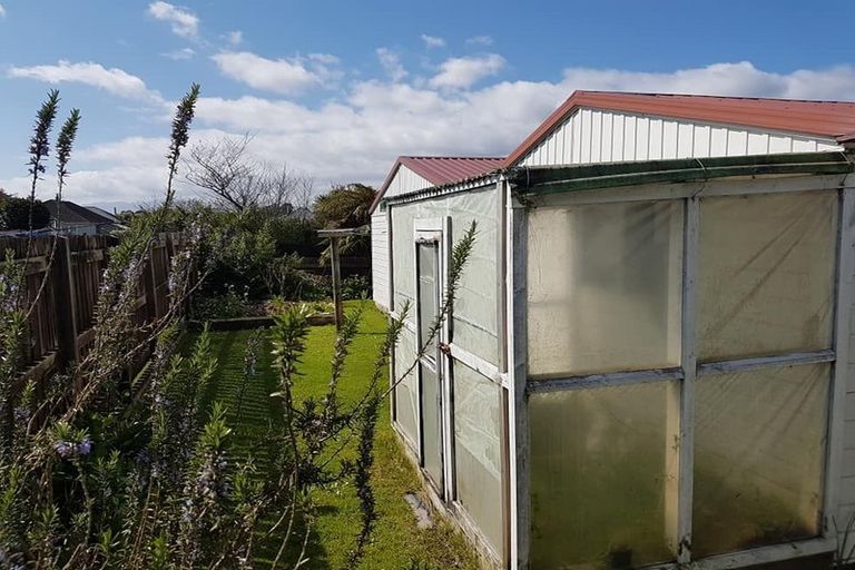 Photo of property in 139 Derby Street, Westport, 7825