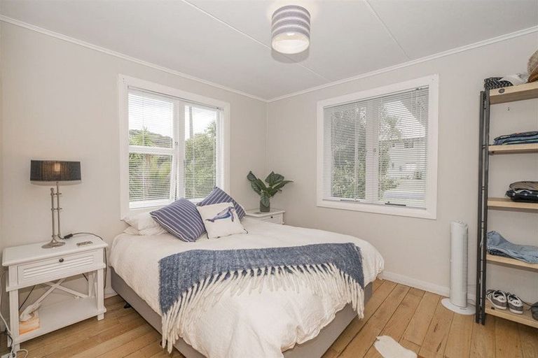 Photo of property in 4 Riverview Road, Cooks Beach, Whitianga, 3591