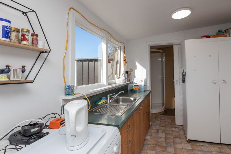 Photo of property in 62 Dunns Avenue, The Pines Beach, 7630