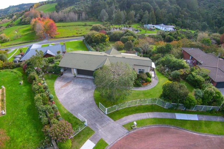 Photo of property in 19 Mark Williams Place, Clevedon, Papakura, 2582