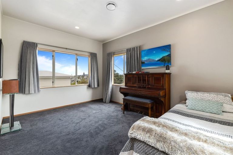 Photo of property in 59 Hastings Road, Mairangi Bay, Auckland, 0630