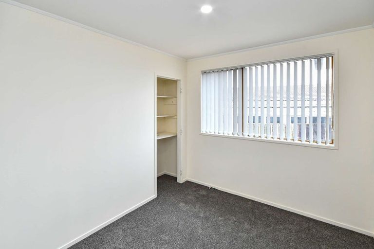 Photo of property in 4 Montego Place, Weymouth, Auckland, 2103