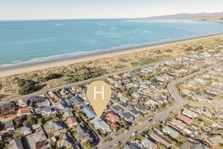 Photo of property in 373 Pine Avenue, South New Brighton, Christchurch, 8062