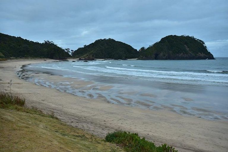 Photo of property in 27 Waetford Road, Matapouri, Whangarei, 0173