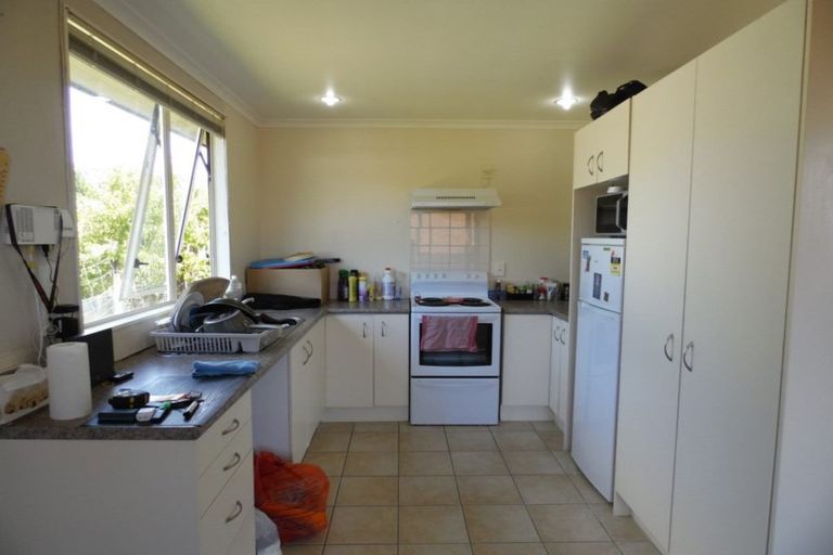 Photo of property in 24 Selak Place, Glen Eden, Auckland, 0602