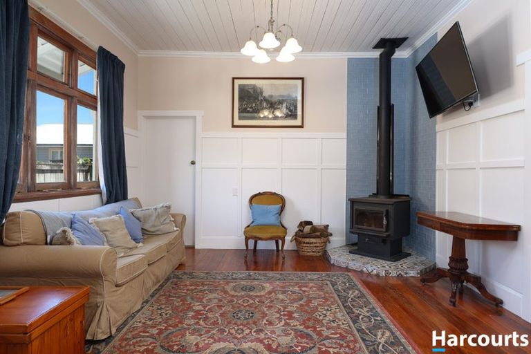 Photo of property in 102a Parkers Road, Tahunanui, Nelson, 7011