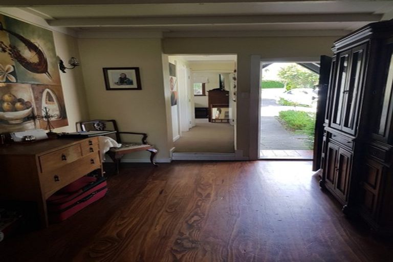 Photo of property in 19 Greenwood Road, Havelock North, 4130