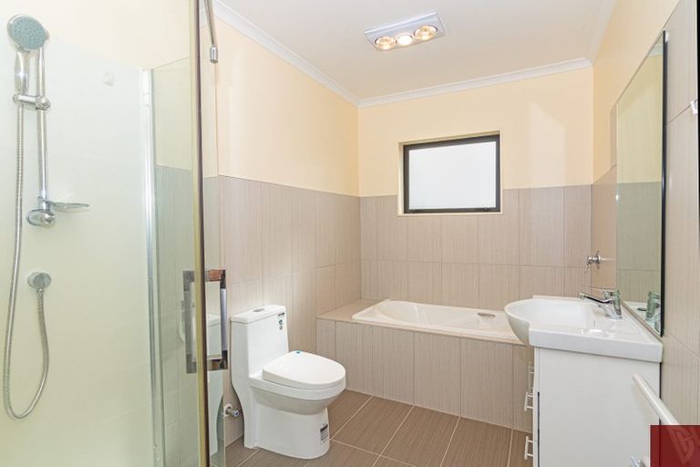 Photo of property in 117 Keri Vista Rise, Papakura, 2110