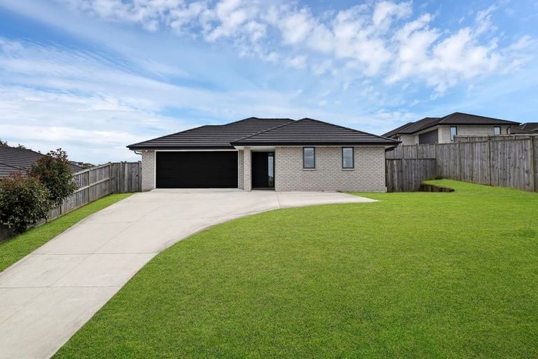 Photo of property in 24 Peacock Place, Pokeno, 2402