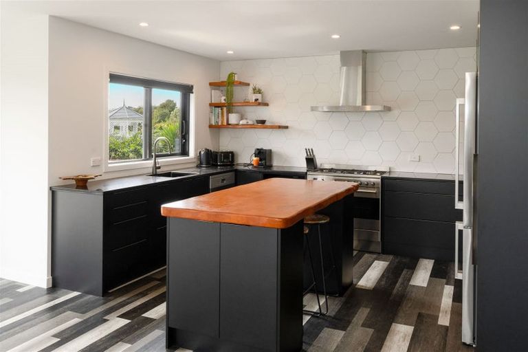 Photo of property in 24 Ivy Lane, Ohau, Levin, 5570