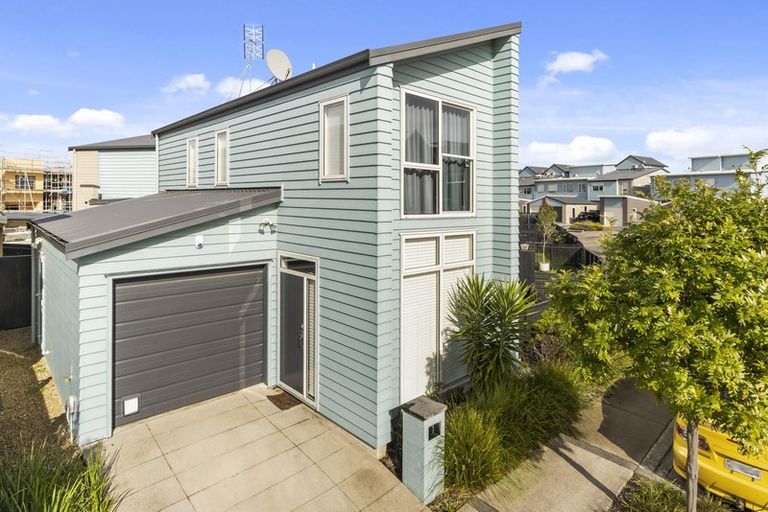 Photo of property in 7 Torea Tai Road, Hobsonville, Auckland, 0616