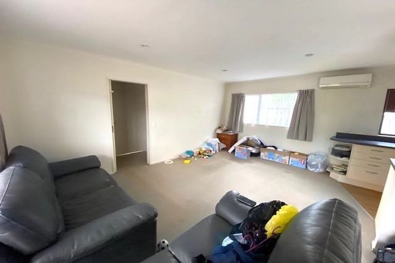 Photo of property in 48a Beauchamp Street, Tawa, Wellington, 5028