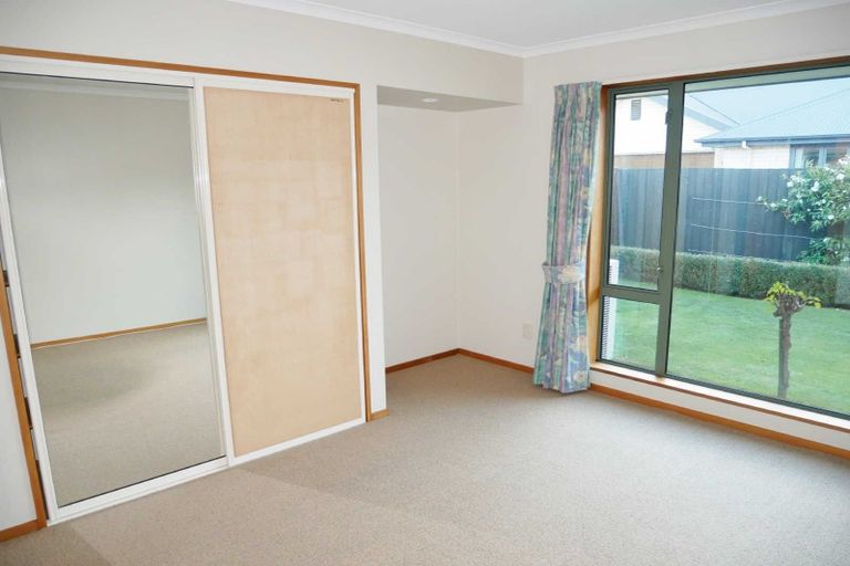 Photo of property in 38 Marble Wood Drive, Papanui, Christchurch, 8053