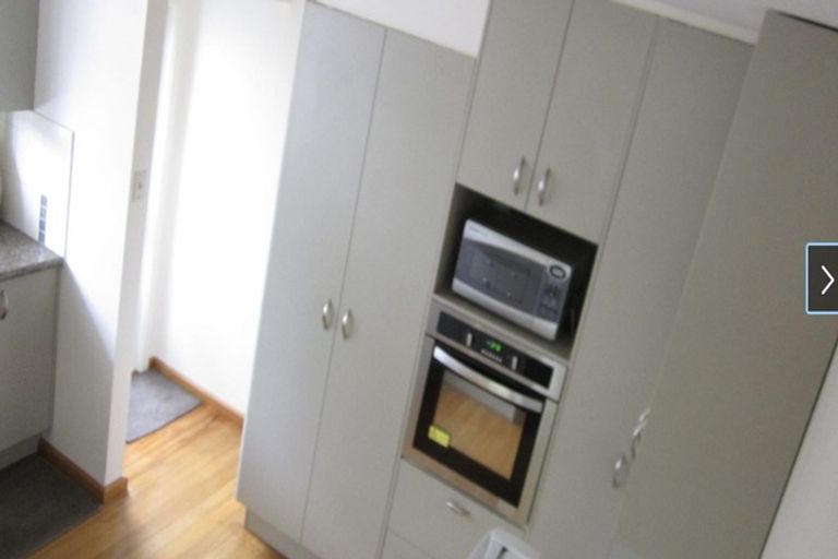 Photo of property in 6 Milnebank Street, Upper Riccarton, Christchurch, 8041