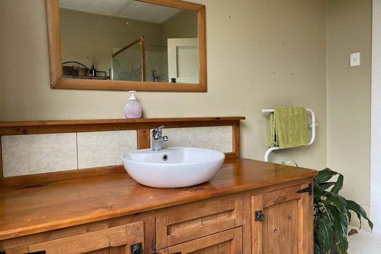 Photo of property in 68 Parapara Road, Tirau, 3410